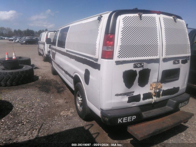 Chevrolet Express 3500 Ls 2016 1GAZGNFFXG1322525 Image 3