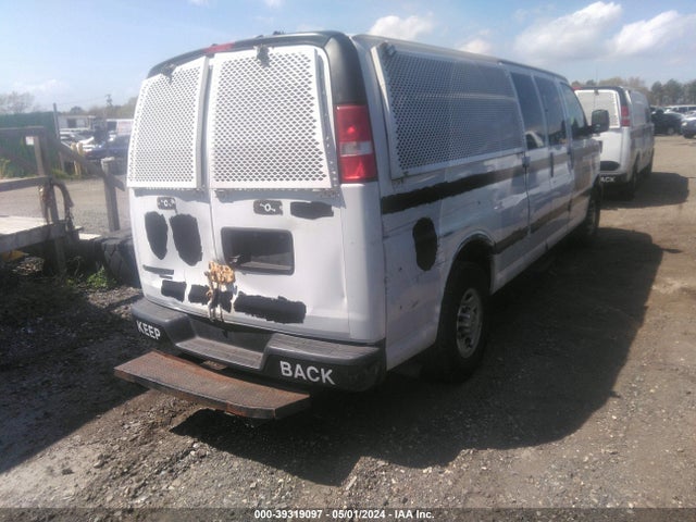 Chevrolet Express 3500 Ls 2016 1GAZGNFFXG1322525 Image 4