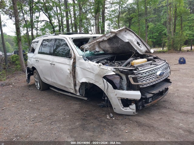 2018 1FMJU1LT8JEA21585 main image