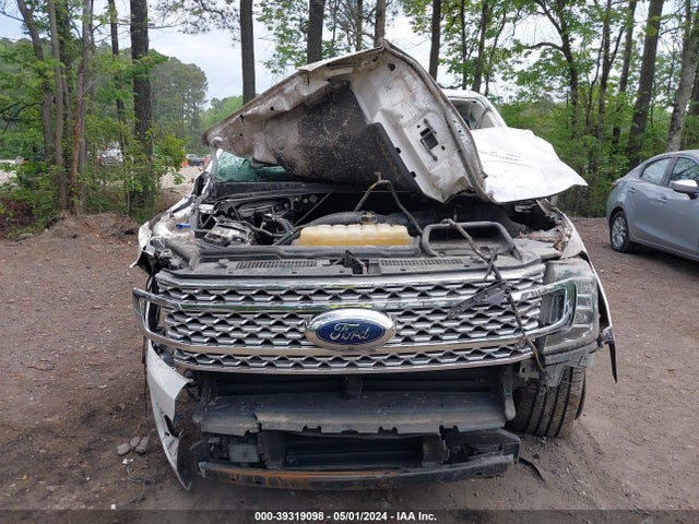 Ford Expedition Platinum 2018 1FMJU1LT8JEA21585 Image 13