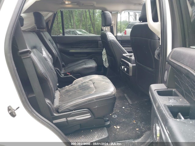 Ford Expedition Platinum 2018 1FMJU1LT8JEA21585 Image 8