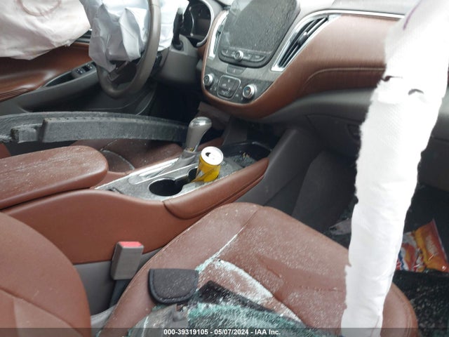 Chevrolet MALIBU LT 2018 1G1ZD5ST4JF123033 Image 5