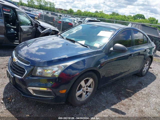 Chevrolet Cruze Ls Auto 2015 1G1PA5SH3F7193331 Image 2