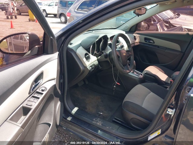 Chevrolet Cruze Ls Auto 2015 1G1PA5SH3F7193331 Image 5