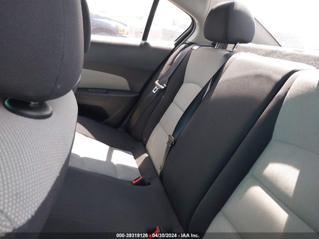 Chevrolet Cruze Ls Auto 2015 1G1PA5SH3F7193331 Image 8