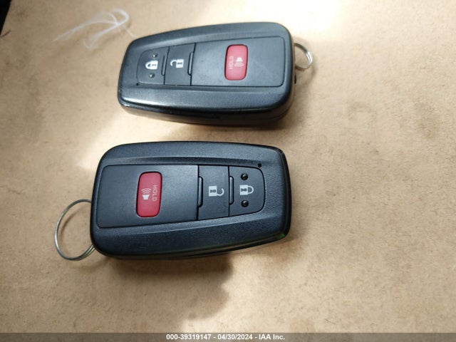 Toyota Prius Two 2017 JTDKBRFU1H3552442 Image 11