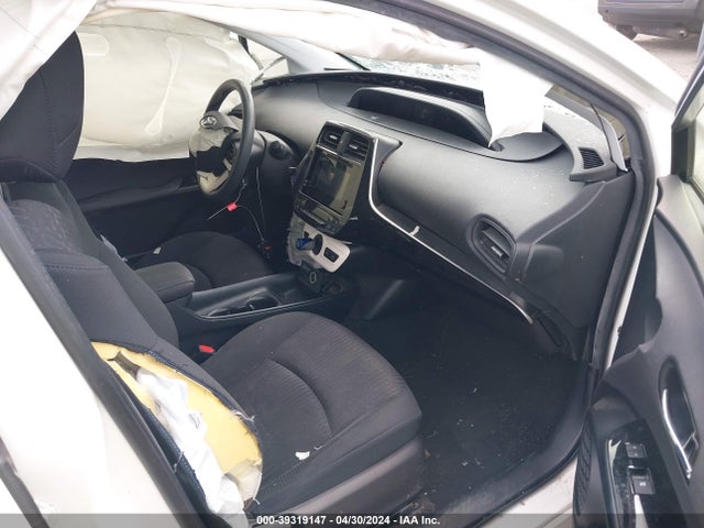 Toyota Prius Two 2017 JTDKBRFU1H3552442 Image 5