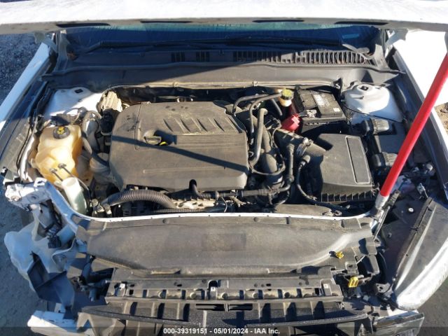 3FA6P0HD6FR177731 Ford FUSION SE