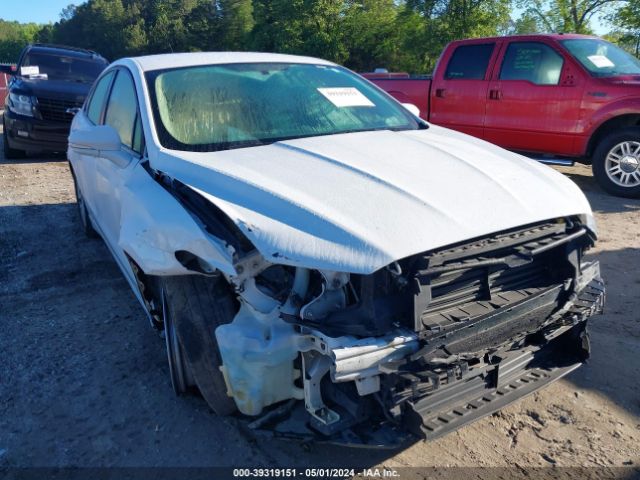 3FA6P0HD6FR177731 Ford FUSION SE