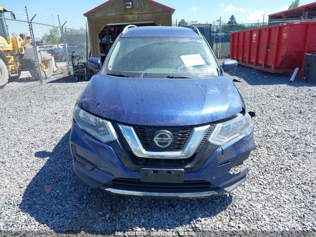 Nissan ROGUE SV 2018 5N1AT2MV4JC842140 Image 13
