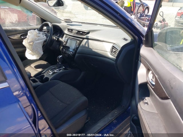 Nissan ROGUE SV 2018 5N1AT2MV4JC842140 Image 5