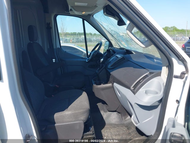 Ford Transit-150 2016 1FTYE2CV4GKA80943 Image 5