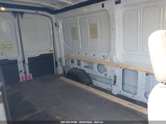 Ford Transit-150 2016 1FTYE2CV4GKA80943 Image 8