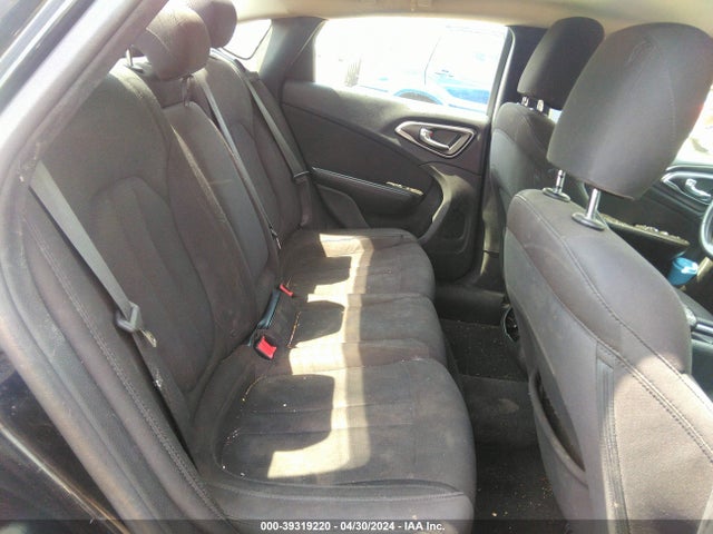 1C3CCCAB7GN149528 Chrysler 200 Limited