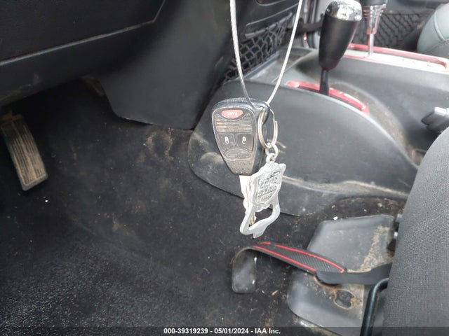 1C4BJWDG3HL664898 Jeep Wrangler Unlimited Sport 4x4