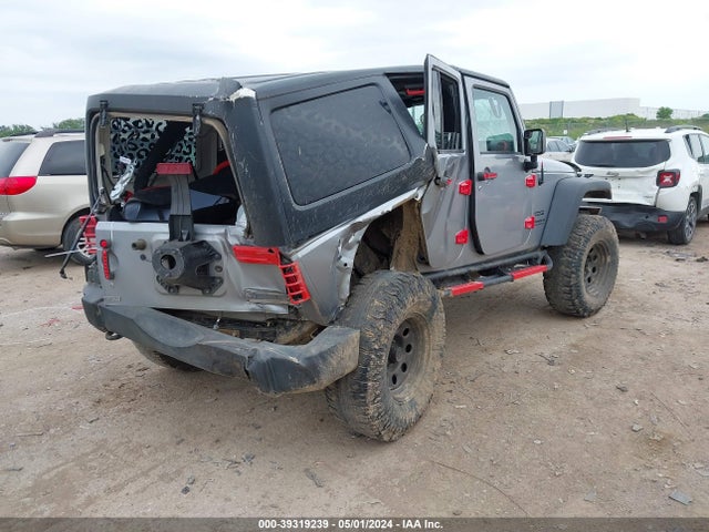 1C4BJWDG3HL664898 Jeep Wrangler Unlimited Sport 4x4