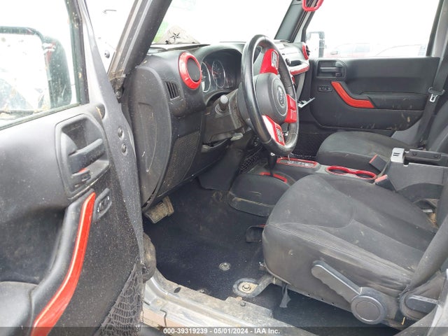 1C4BJWDG3HL664898 Jeep Wrangler Unlimited Sport 4x4