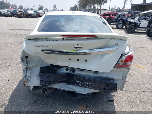 Nissan Altima 2.5 S 2015 1N4AL3AP9FN396827 Image 16