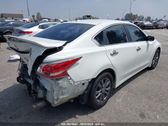 Nissan Altima 2.5 S 2015 1N4AL3AP9FN396827 Image 4