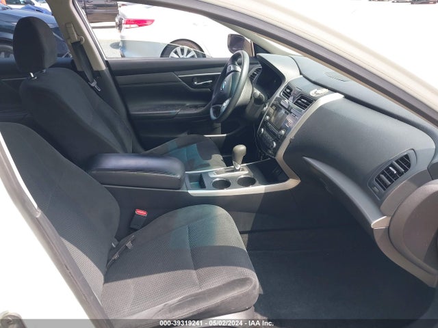 Nissan Altima 2.5 S 2015 1N4AL3AP9FN396827 Image 5