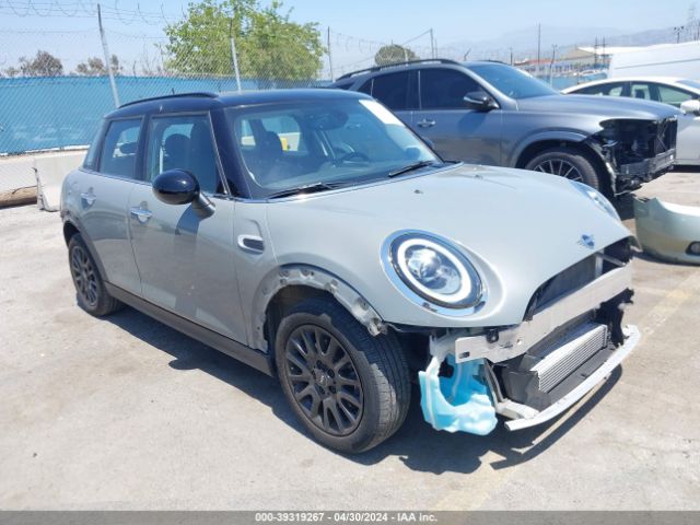 39319267 :رقم المزاد ، WMWXU1C54K2F82269 vin ، 2019 Mini Hardtop Cooper مزاد بيع