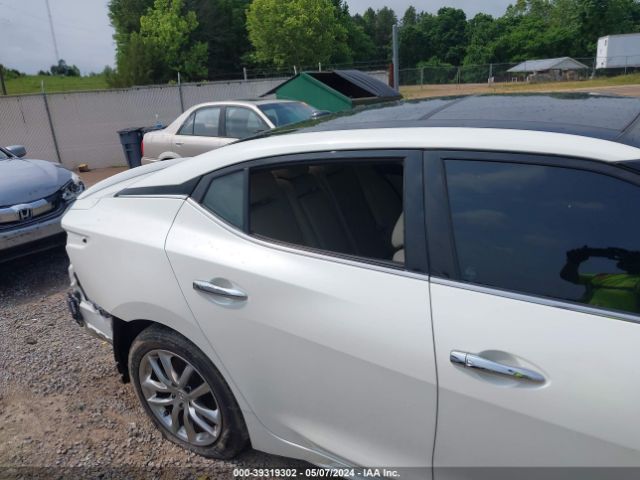 1N4AA6AP1GC413477 Nissan Maxima 3.5 Platinum