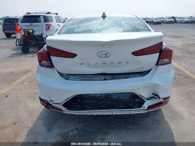 Hyundai ELANTRA SEL 2019 5NPD84LF9KH423876 Image 16