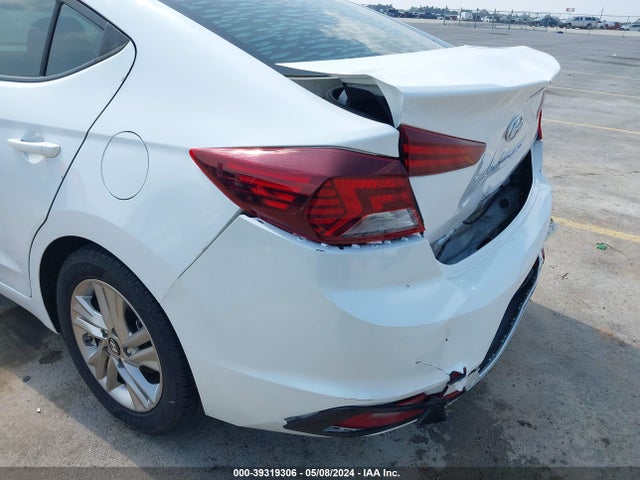 Hyundai ELANTRA SEL 2019 5NPD84LF9KH423876 Image 17