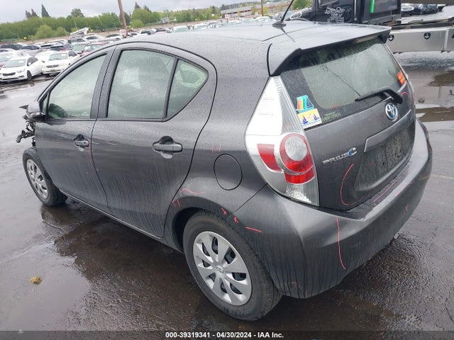 Toyota Prius C Two 2014 JTDKDTB36E1573086 Image 3