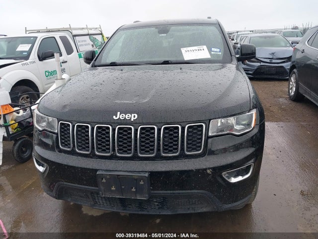 1C4RJEAGXHC637744 Jeep Grand Cherokee Laredo 4x2