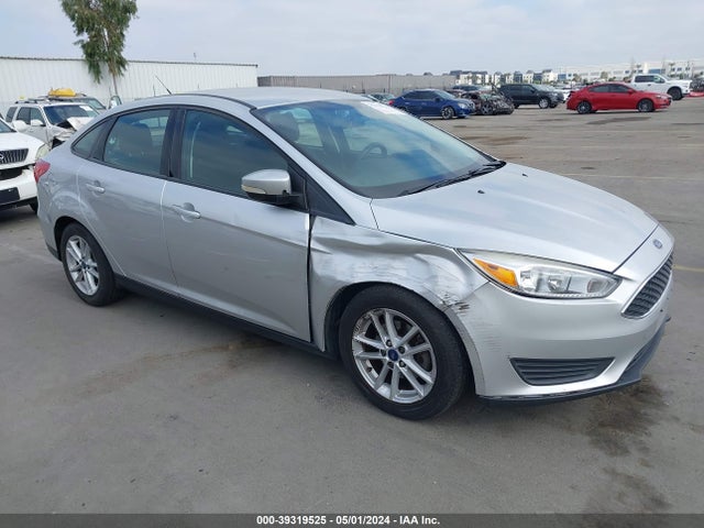 Ford FOCUS SE 2017 1FADP3F24HL300177 Image 6