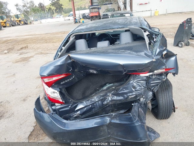 Toyota COROLLA L 2017 5YFBURHE0HP582300 Image 17