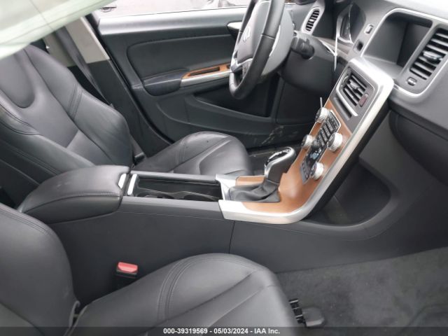 LYV402TM8HB142316 Volvo S60 Inscription T5 Platinum