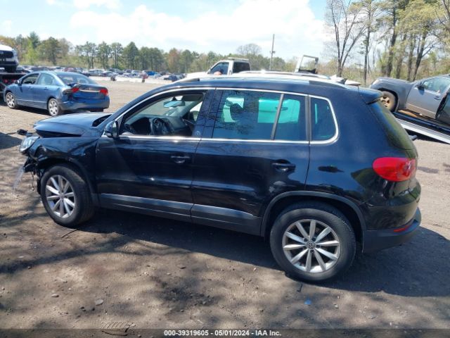WVGSV7AXXHK031279 Volkswagen Tiguan 2.0t Wolfsburg Edition