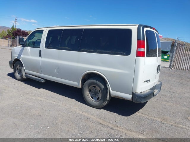 Chevrolet Express 2500 Ls 2016 1GAWGEFFXG1328229 Image 3