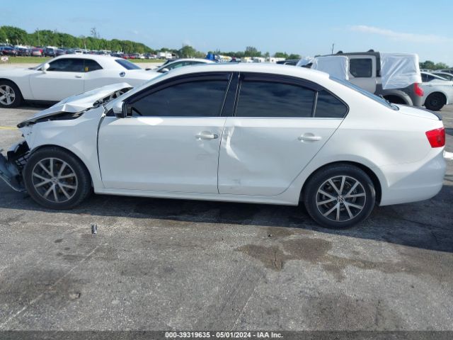 3VWD07AJXEM364221 Volkswagen Jetta 1.8t Se