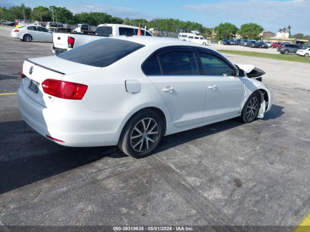 3VWD07AJXEM364221 Volkswagen Jetta 1.8t Se