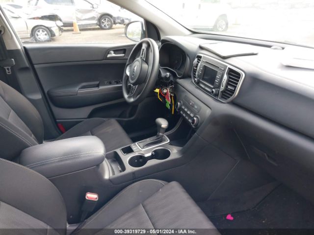 KNDPMCAC4K7616114 KIA Sportage Lx