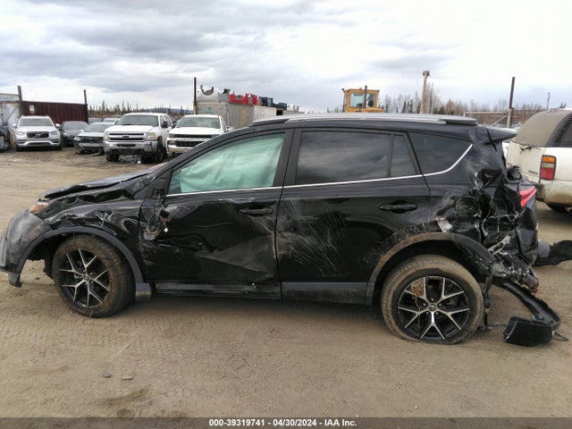Toyota RAV4 SE 2018 2T3JFREV2JW751822 Image 6