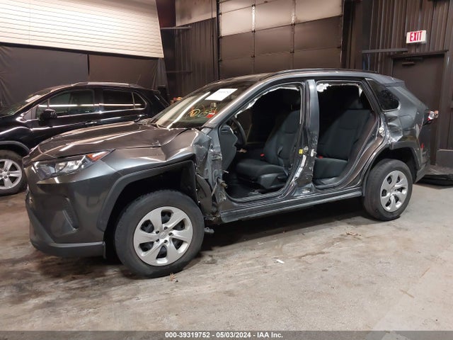 Toyota RAV4 LE 2020 2T3F1RFV7LW125334 Image 2