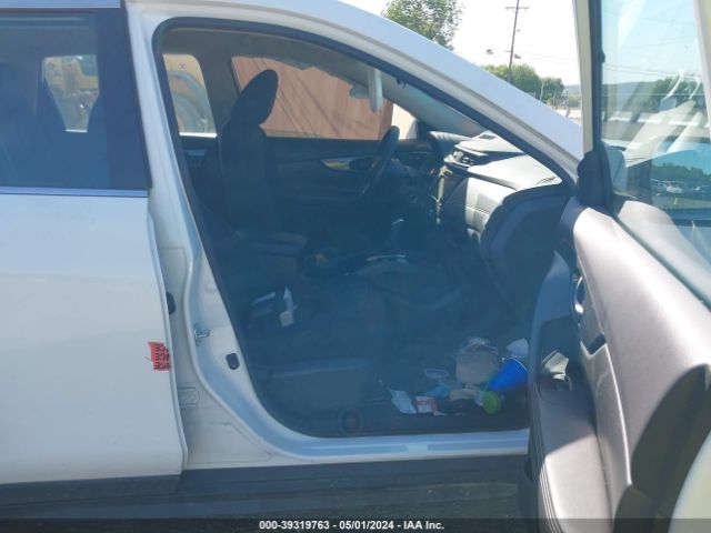 5N1AT2MT4LC815828 Nissan Rogue S Fwd