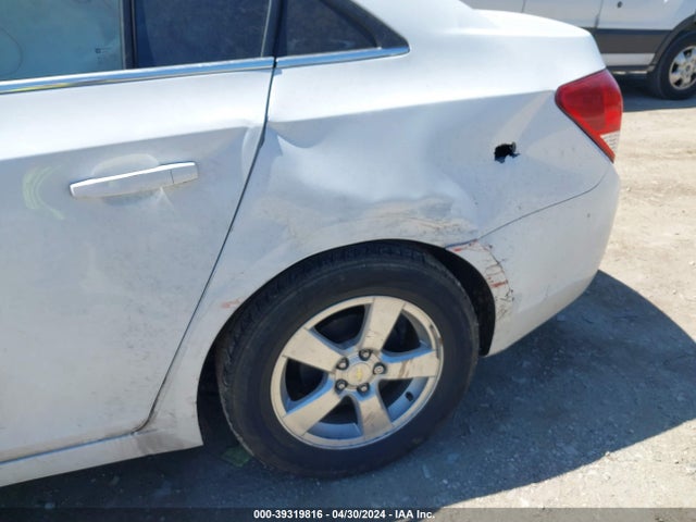 Chevrolet Cruze 1lt Auto 2015 1G1PC5SB2F7125513 Image 13