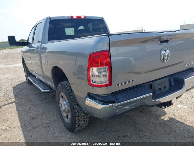 3C6UR5DL2NG119817 RAM 2500 Big Horn  4x4 6'4 Box