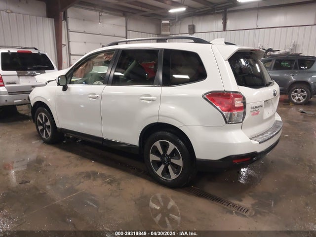 Subaru Forester 2.5i Premium 2017 JF2SJAGC0HH544119 Image 3
