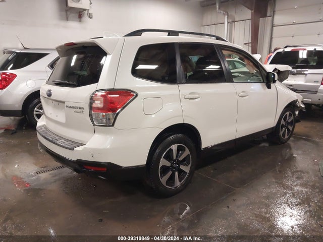 Subaru Forester 2.5i Premium 2017 JF2SJAGC0HH544119 Image 4