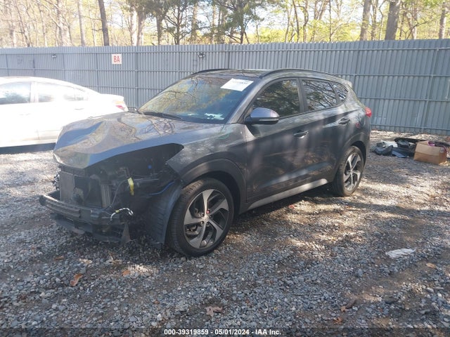 Hyundai Tucson Value 2018 KM8J3CA24JU683632 Image 2