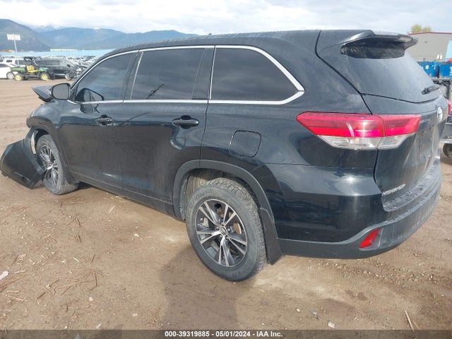 Toyota Highlander Le 2017 5TDBZRFH7HS376137 Image 3