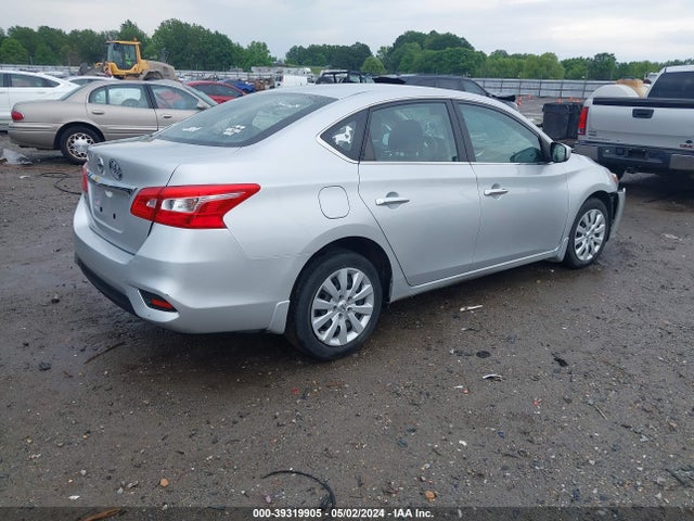 Nissan SENTRA S 2018 3N1AB7AP8JY324701 Image 4