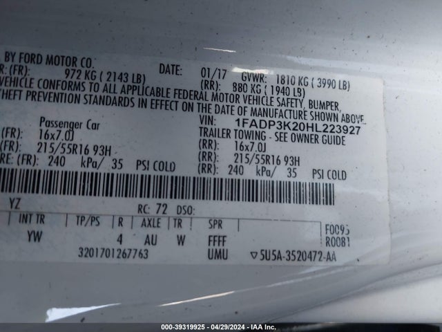 Ford FOCUS SE 2017 1FADP3K20HL223927 Image 9