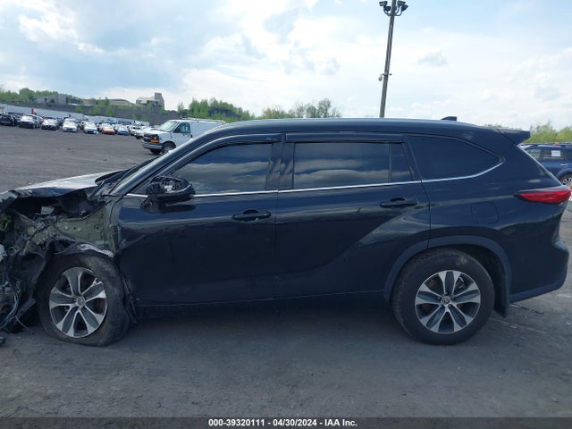 Toyota Highlander Xle 2021 5TDGZRBH3MS145743 Image 14